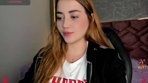 lucia star  online show from 01-02-25, 01:19