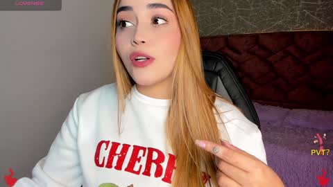 lucia star  online show from 01-24-25, 07:18