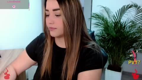 lucia star  online show from 04-06-26, 02:29