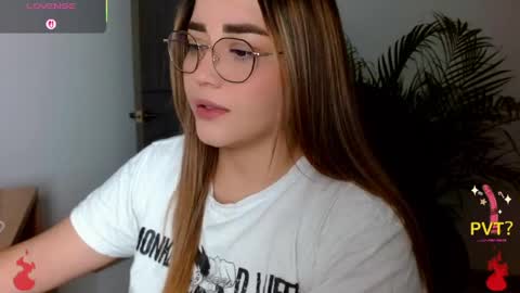 lucia star  online show from 04-16-26, 05:47