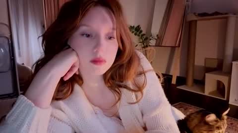 Snapshot of luciacoy chatting on 11-16-25, 06:13 Lucia online show from 11-16-25, 06:13