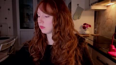 Snapshot of luciacoy chatting on 11-28-25, 05:15 Lucia online show from 11-28-25, 05:15