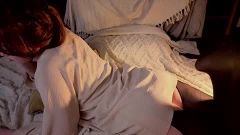 Snapshot of luciacoy chatting on 12-13-25, 07:53 Lucia online show from 12-13-25, 07:53