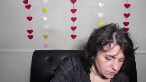 Snapshot of luciami chatting on 02-07-25, 09:05 LuciaMi online show from 02-07-25, 09:05