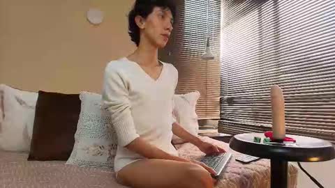 Snapshot of lucian_morel_s chatting on 10-01-25, 12:33 Lucian Morel S online show from 10-01-25, 12:33