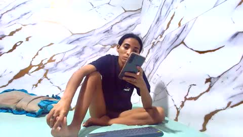 Snapshot of luciana_daza chatting on 05-22-26, 05:25 Luciana online show from 05-22-26, 05:25