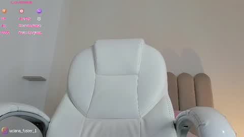 Snapshot of luciana_fuster18 chatting on 06-27-26, 12:22 Luciana online show from 06-27-26, 12:22