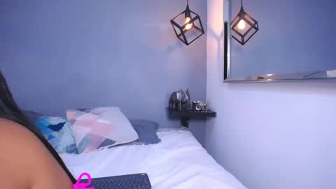 Luciana  online show from 09-25-25, 03:49