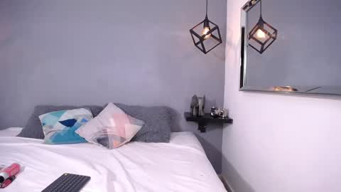 Luciana  online show from 10-08-25, 02:47