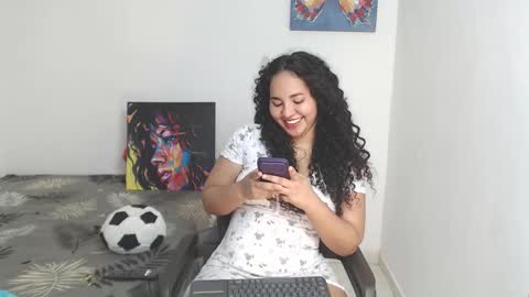 luciana online show from 09-20-25, 06:42