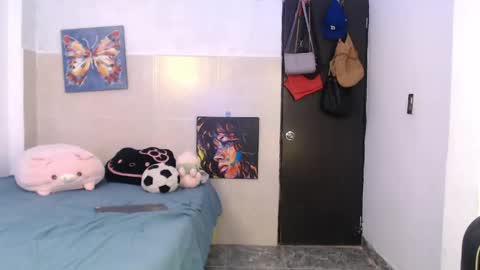 luciana online show from 04-17-26, 04:26