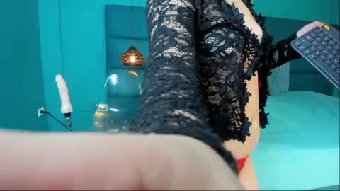 lucianablake online show from 04-12-26, 04:17