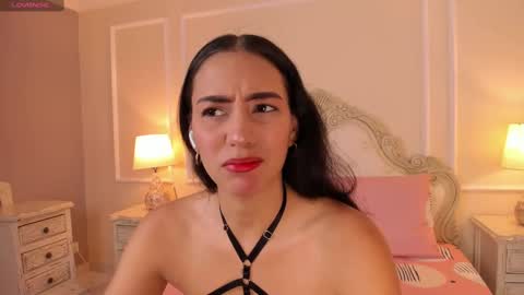 Snapshot of lucianacarter chatting on 10-23-25, 04:12 online show from 10-23-25, 04:12