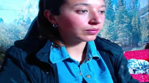 Snapshot of lucianahalen chatting on 10-29-25, 07:37 Lucy online show from 10-29-25, 07:37