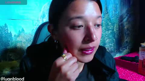 Snapshot of lucianahalen chatting on 06-07-26, 07:50 Lucy online show from 06-07-26, 07:50