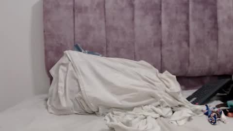 Snapshot of lucianahardmand chatting on 11-27-25, 02:02 lucianahardmand online show from 11-27-25, 02:02