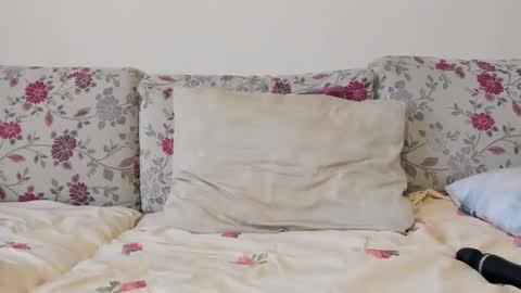 Mysterious Girl online show from 01-26-25, 08:36