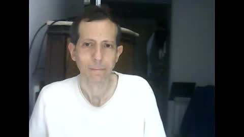 Snapshot of lucianoaxel chatting on 03-05-26, 02:51 Luciano online show from 03-05-26, 02:51
