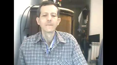 Snapshot of lucianoaxel chatting on 03-13-26, 03:13 Luciano online show from 03-13-26, 03:13