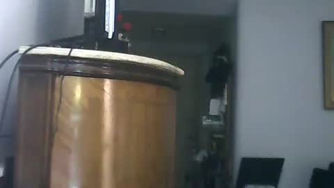 Luciano online show from 04-21-26, 05:50