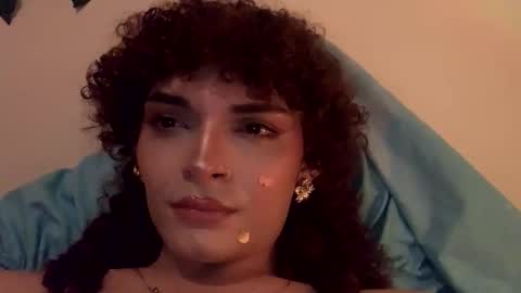 Snapshot of lucianromeo17 chatting on 03-11-26, 06:08 Lucy or Lucian 3 Come to my social Links3 online show from 03-11-26, 06:08