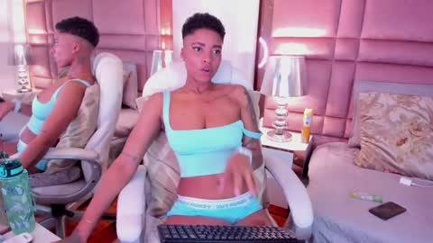  lucia wallace  online show from 02-15-25, 03:42