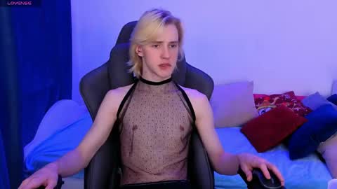 Angelok online show from 04-16-26, 08:15