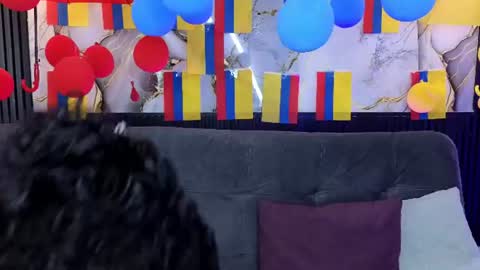 Snapshot of lucie_petite chatting on 07-05-26, 06:26 Lucie - online show from 07-05-26, 06:26