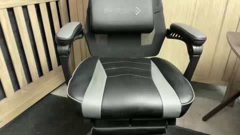 lucifer16661337 online show from 11-28-25, 02:47