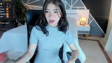 Snapshot of lucifer_dauhgter chatting on 12-12-24, 12:33 Lucy online show from 12-12-24, 12:33