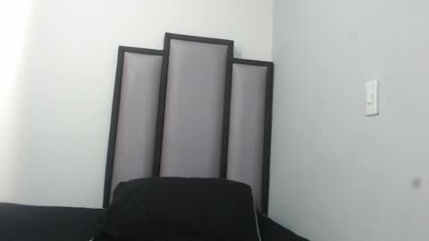 Snapshot of luciferr_66 chatting on 12-03-25, 12:03 luciferr_66 online show from 12-03-25, 12:03