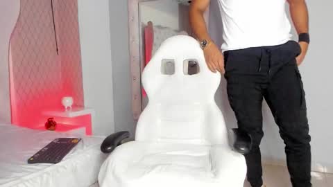 Leo online show from 02-11-26, 11:26