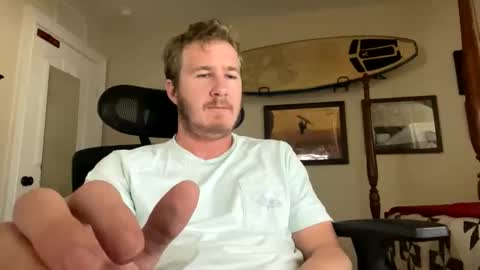 Snapshot of luckboy698 chatting on 12-31-24, 08:02 luckboy698 online show from 12-31-24, 08:02