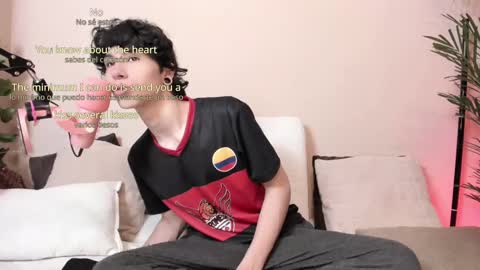 Snapshot of lucke_noor chatting on 02-24-25, 12:20 Noor online show from 02-24-25, 12:20