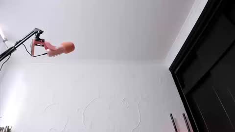Snapshot of lucke_noor chatting on 09-08-25, 09:25 Noor online show from 09-08-25, 09:25