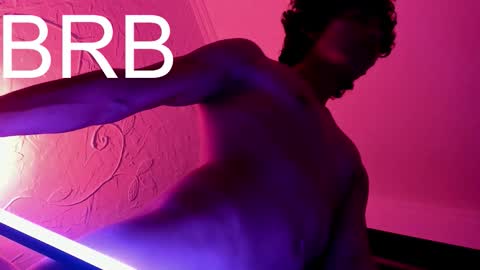 Snapshot of lucke_noor chatting on 01-08-26, 06:26 Noor online show from 01-08-26, 06:26