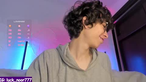 Snapshot of lucke_noor chatting on 02-26-26, 03:11 Noor online show from 02-26-26, 03:11