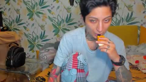 Snapshot of lucky_denizz chatting on 02-21-26, 10:49 lucky_denizz online show from 02-21-26, 10:49