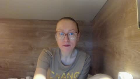 lucky_licky20 online show from 01-27-25, 04:09