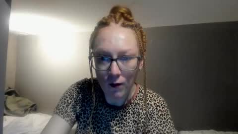 lucky_licky20 online show from 03-10-26, 04:06