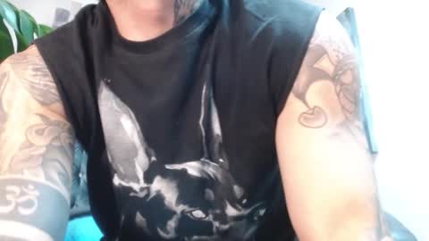 Snapshot of lucky_smith1 chatting on 12-04-25, 07:00 lucky_smith1 online show from 12-04-25, 07:00