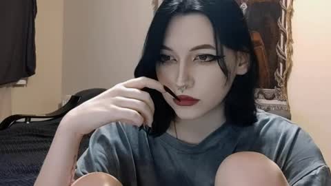 luckybastrad0677 online show from 06-02-26, 11:18