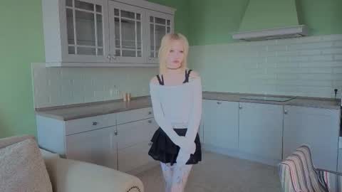 Kiki online show from 03-31-26, 06:58