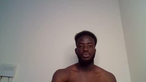 Snapshot of luckycharly chatting on 02-18-25, 08:49 MASTER DOM online show from 02-18-25, 08:49