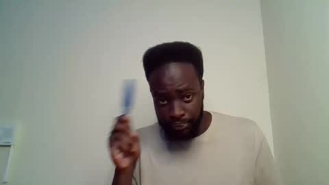 Snapshot of luckycharly chatting on 10-25-25, 09:50 MASTER DOM online show from 10-25-25, 09:50