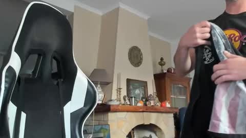 Lucky online show from 04-19-26, 06:10