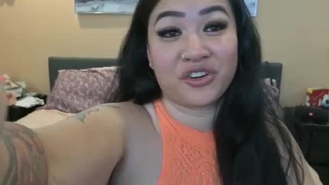 Snapshot of luckylee1992 chatting on 02-24-26, 10:30 luckylee1992 online show from 02-24-26, 10:30