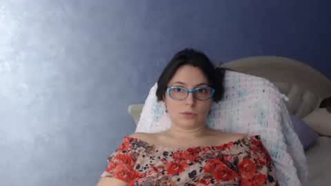 Snapshot of luckylinda23 chatting on 01-08-25, 04:44 luckylinda23 online show from 01-08-25, 04:44