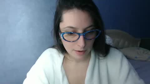 Snapshot of luckylinda23 chatting on 01-12-25, 06:59 luckylinda23 online show from 01-12-25, 06:59