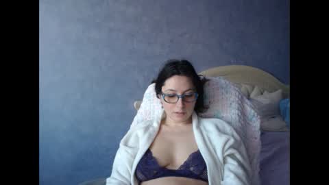 Snapshot of luckylinda23 chatting on 01-15-25, 11:43 luckylinda23 online show from 01-15-25, 11:43